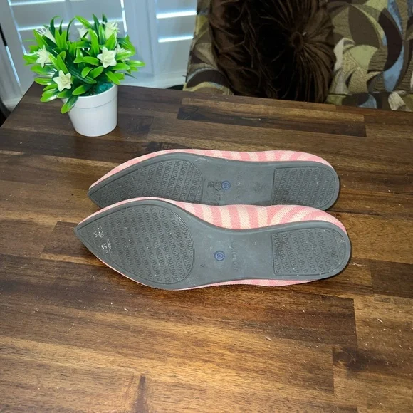 Rothy’s Macaron Stripe Point Limited Edition Retired - Picture 12 of 12